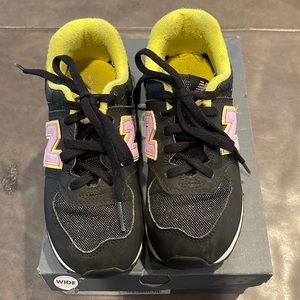 New Balance Girl Sneakers